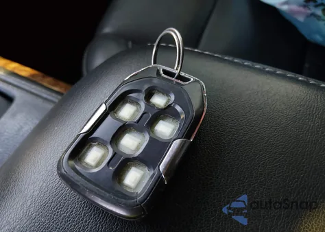 2016 Chevrolet Tahoe Ltz z USA, uszkodzony, nr VIN 1GNSKCKC9GR107167